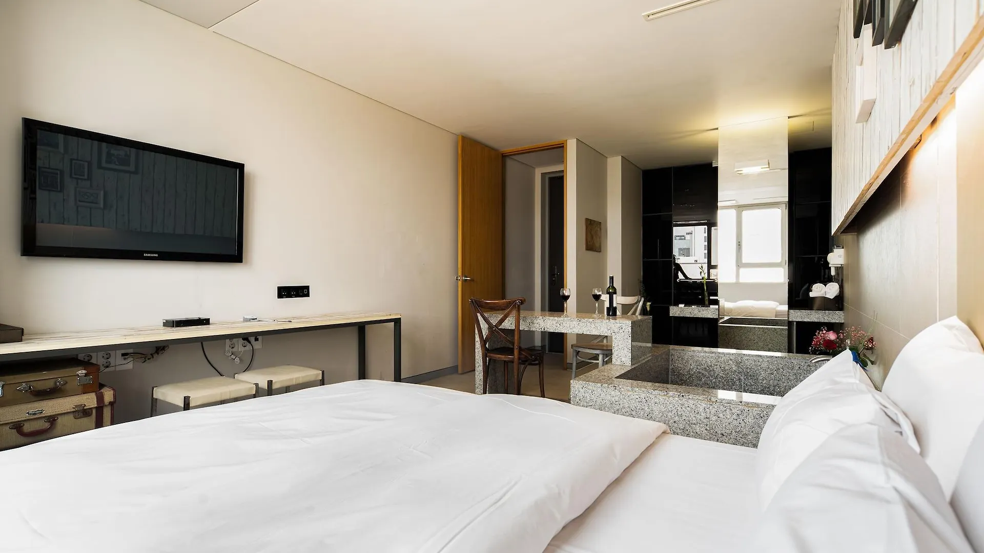 Hotel The Designers Hongdae Seoul South Korea