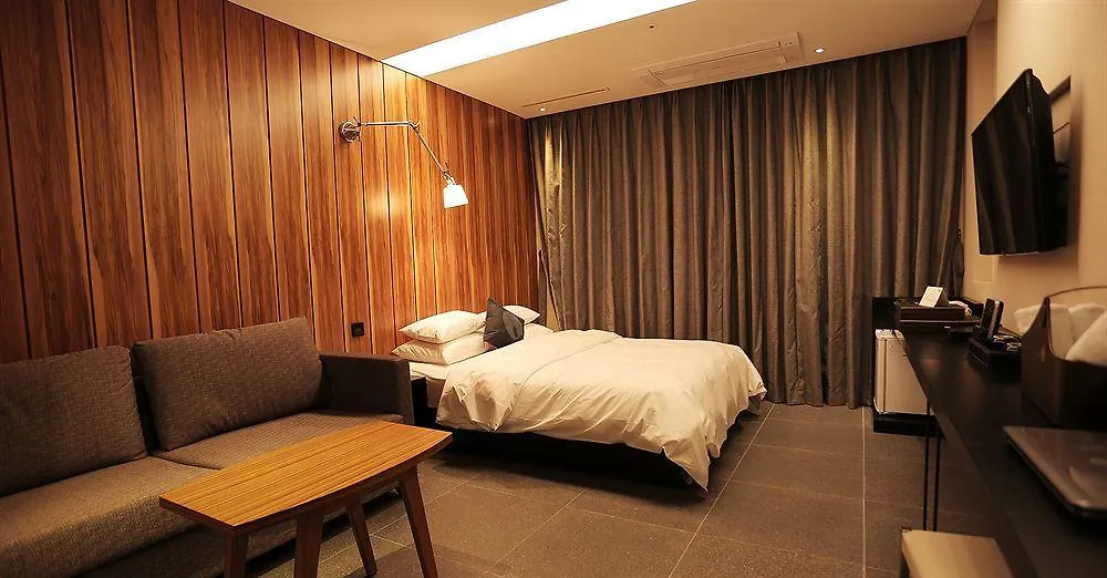 Hotel The Designers Hongdae Seoul