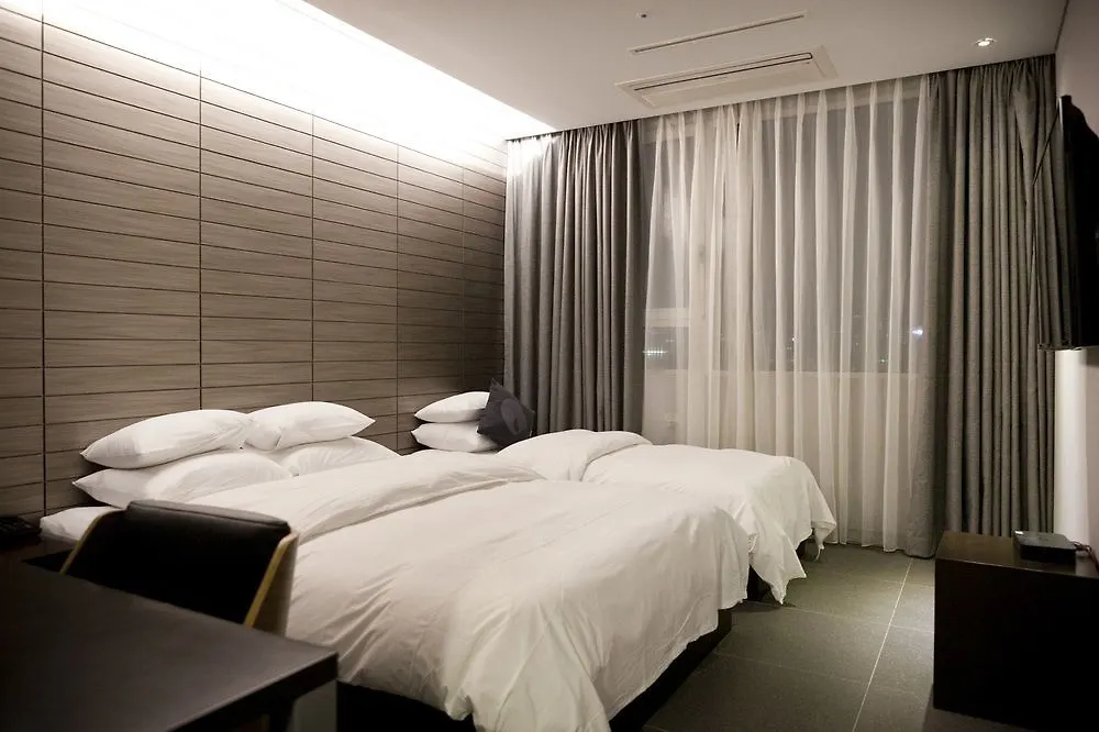 Hotel The Designers Hongdae Seoul